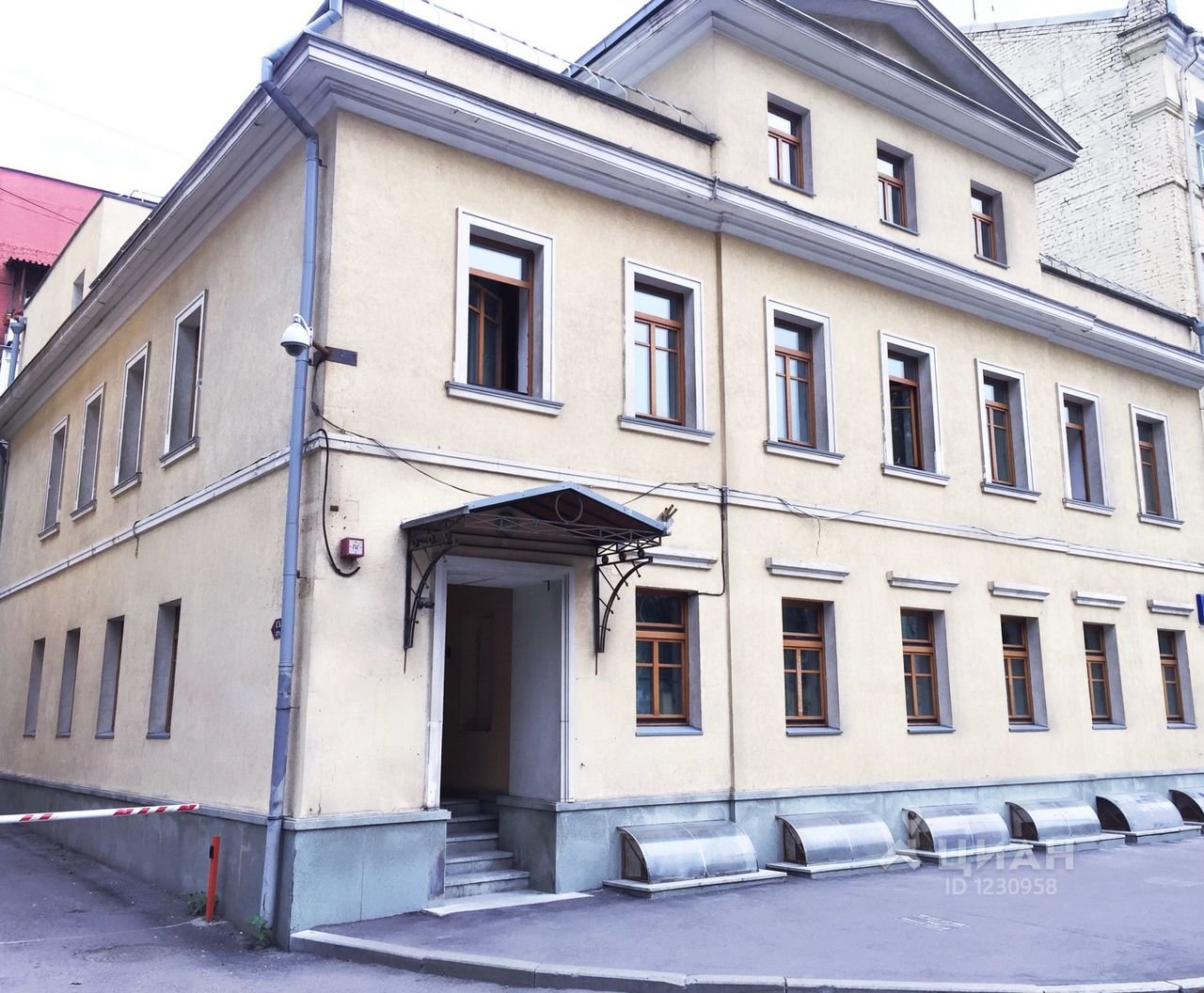 Аренда офиса 167 м² БЦ ОСОБНЯК