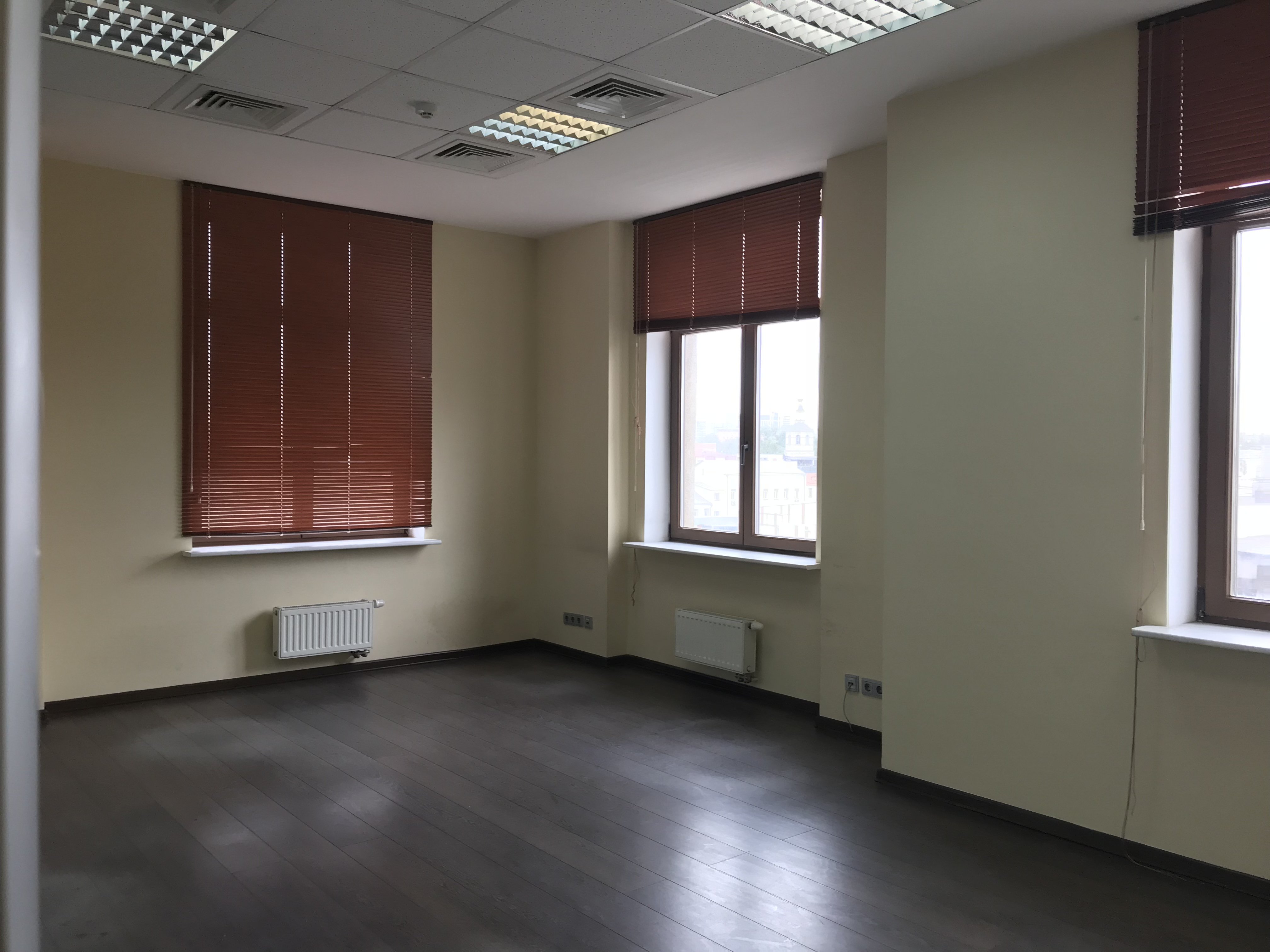 Аренда офиса 121 м² БЦ СВЯТОГОР-2