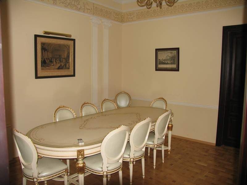 Аренда офиса 650 м² БЦ 
