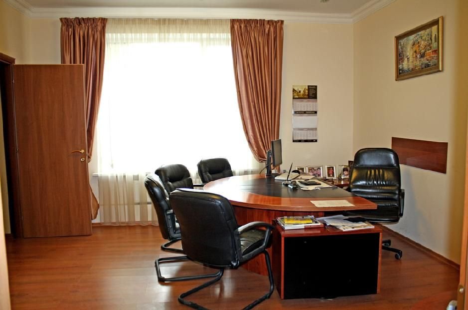 Аренда офиса 1300 м² БЦ 