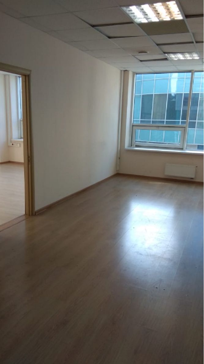 Аренда офиса 190 м² БЦ СВЯТОГОР-4