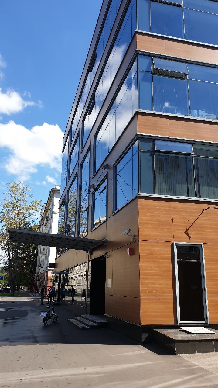 Аренда офиса 350 м² БЦ Малая Пироговская 3