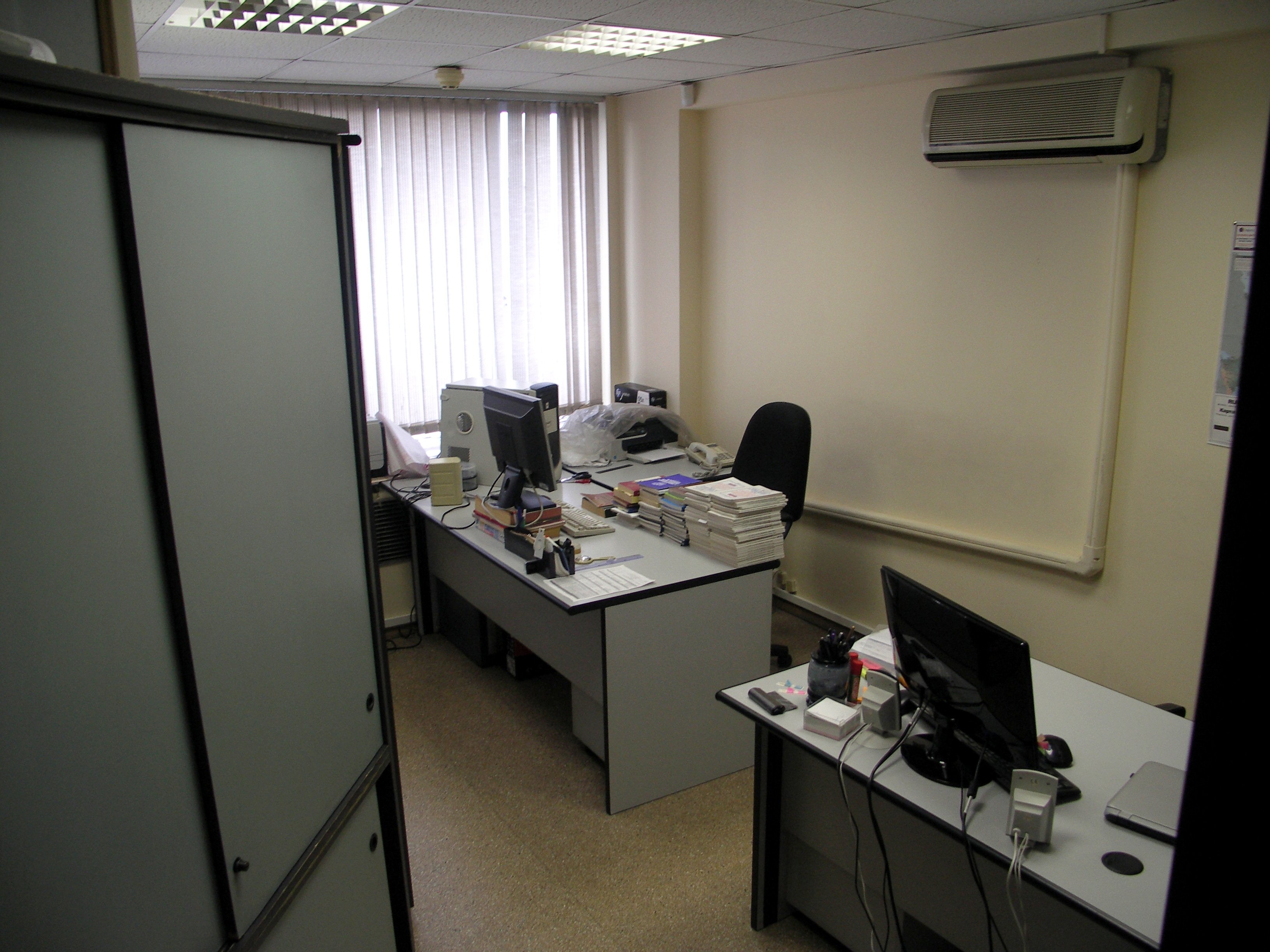 Аренда офиса 210 м² БЦ нежилое 
