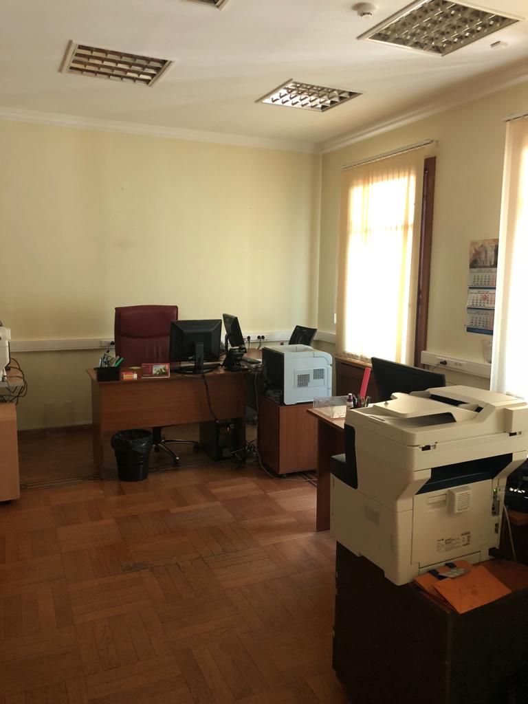 Аренда офиса 779 м² БЦ ОСОБНЯК