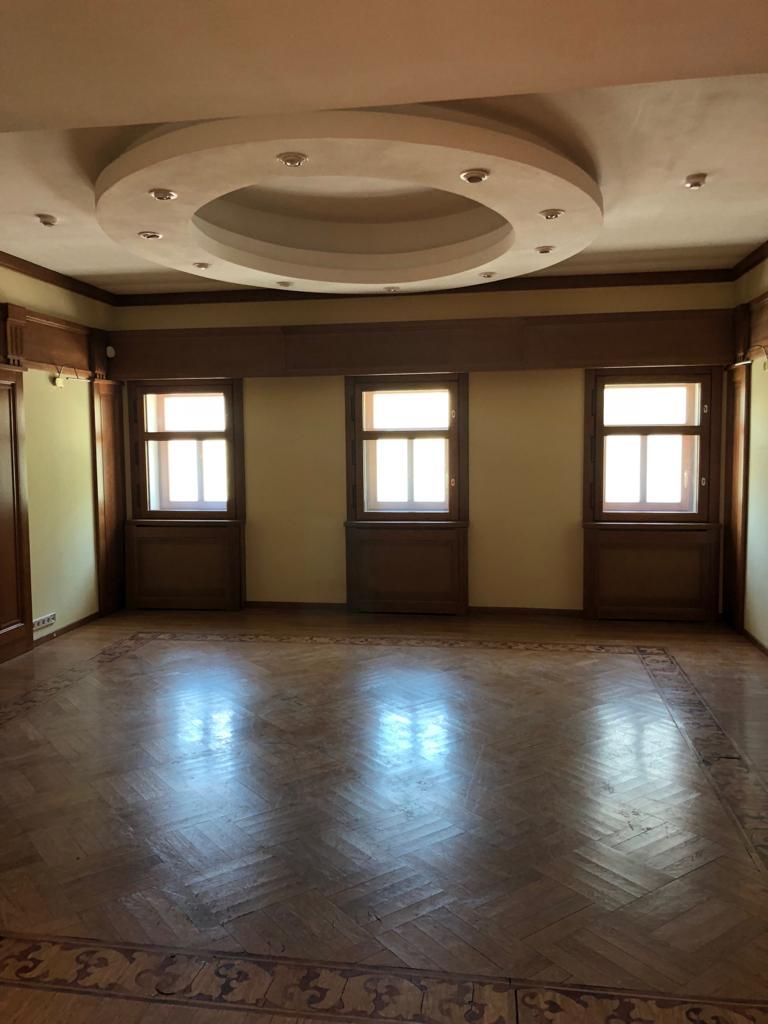 Аренда офиса 779 м² БЦ ОСОБНЯК