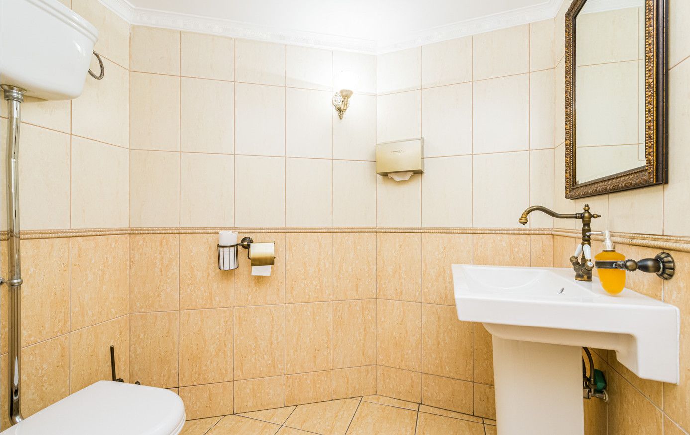 Аренда офиса 1451 м² БЦ 