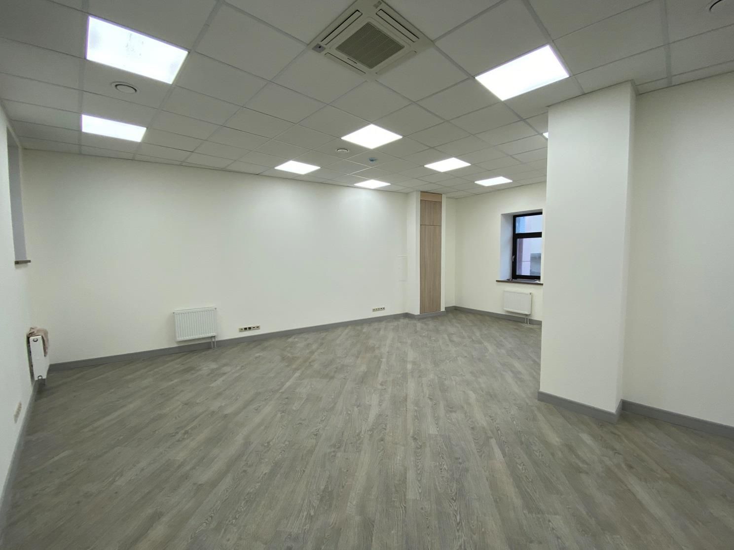 Аренда офиса 275 м² БЦ 