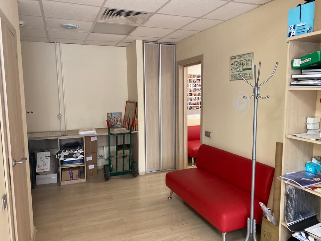 Аренда офиса 2320 м² БЦ 