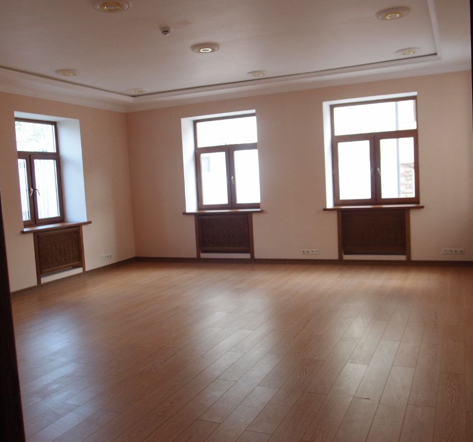 Аренда офиса 759 м² БЦ Особняк