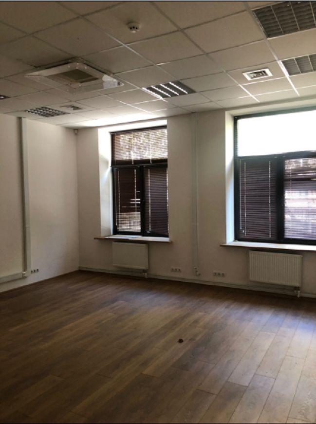 Аренда офиса 160 м² БЦ 