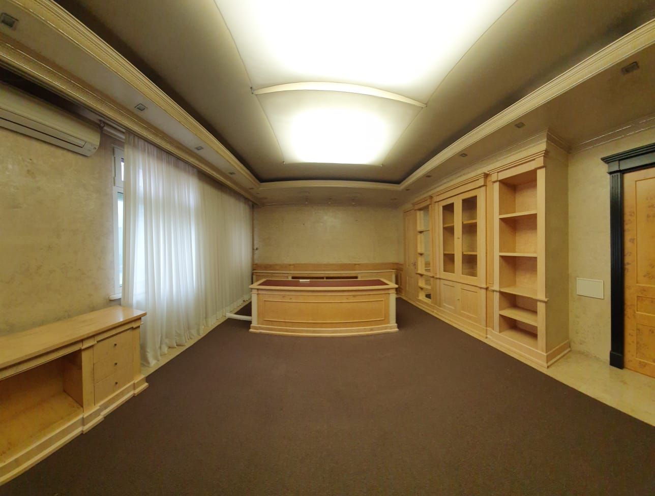 Аренда офиса 195 м² БЦ Последний переулок, 7