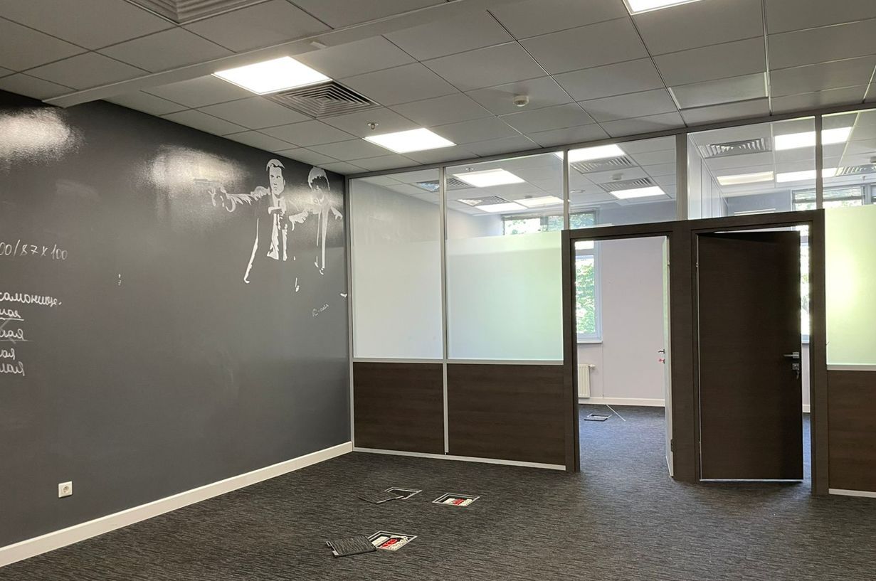 Аренда офиса 1122 м² БЦ Амбер Плаза