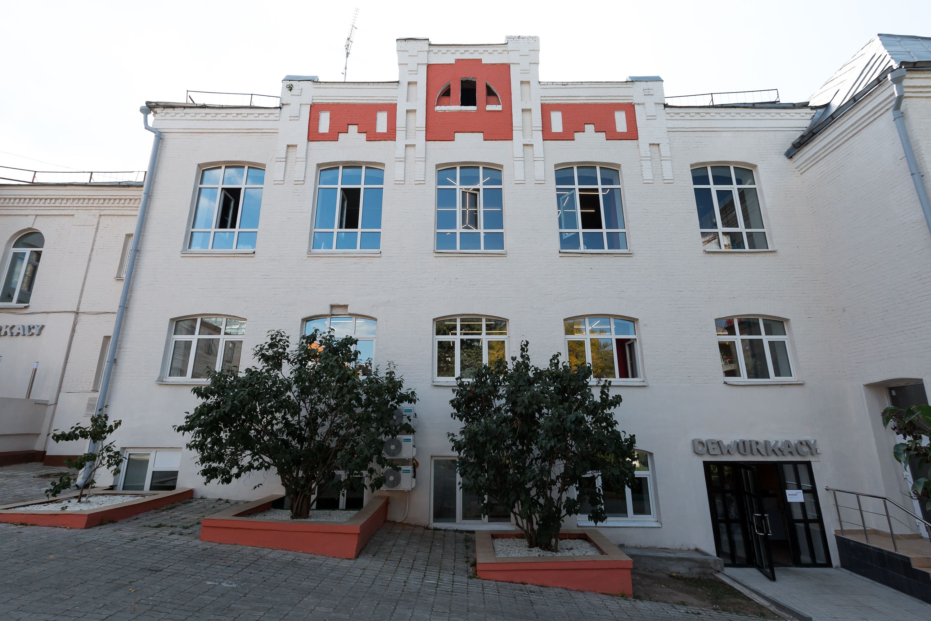 Аренда офиса 1700 м² БЦ Большой Саввинский переулок 8с1