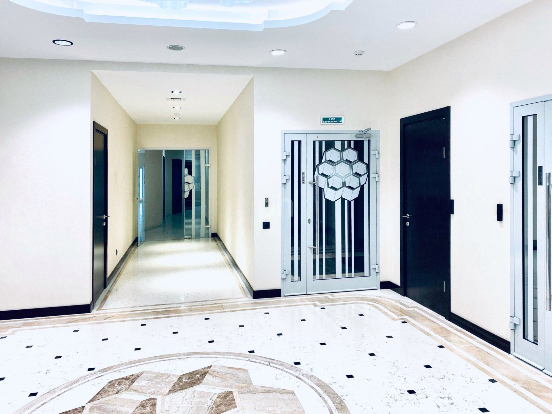 Аренда офиса 1147 м² БЦ Милютинский 12