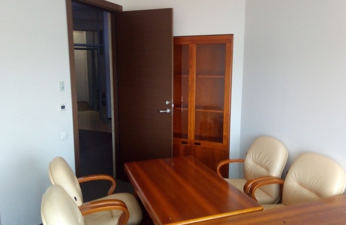 Аренда офиса 4480 м² БЦ 