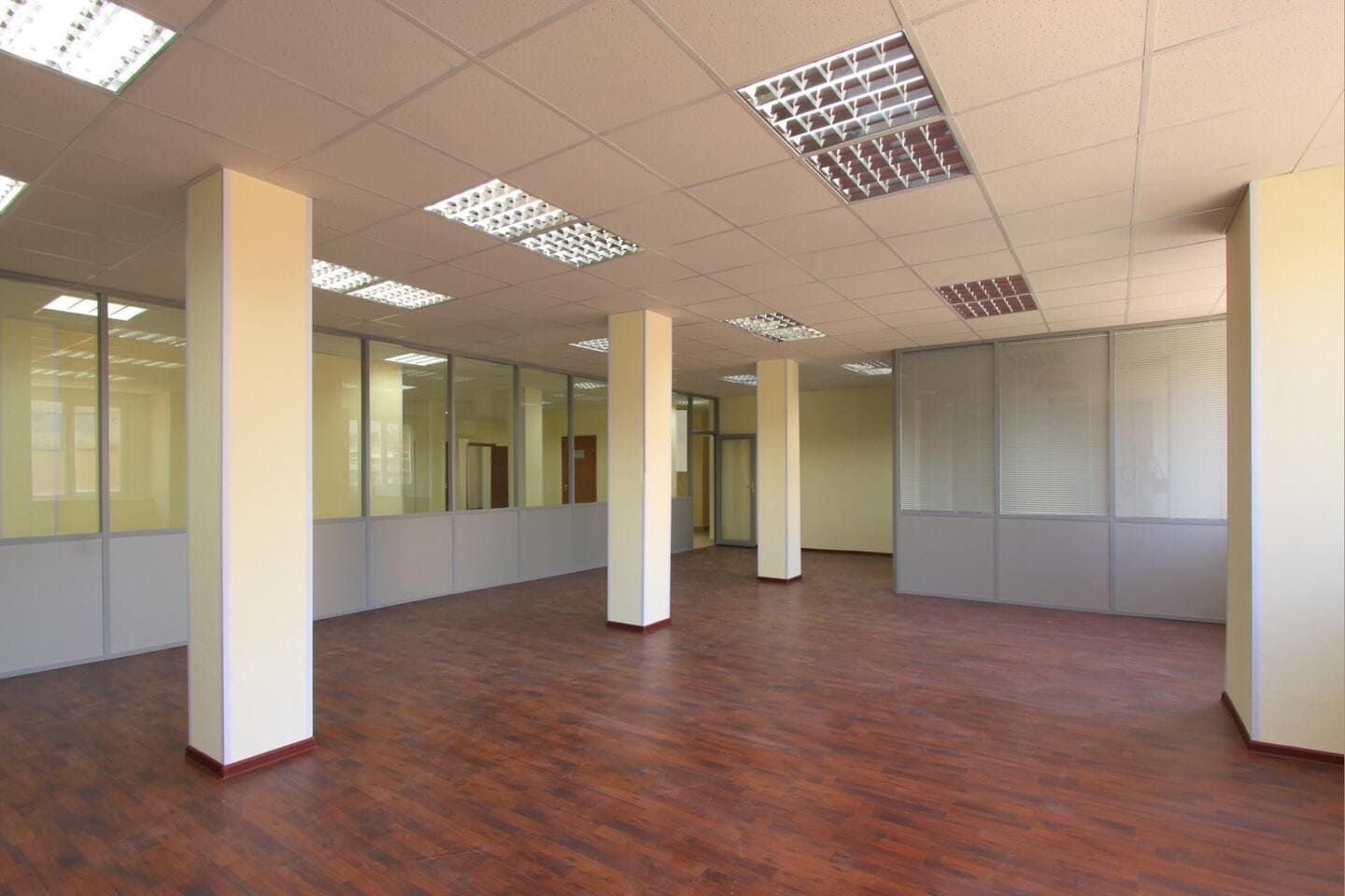 Аренда офиса 2000 м² БЦ Завод Казакова 36