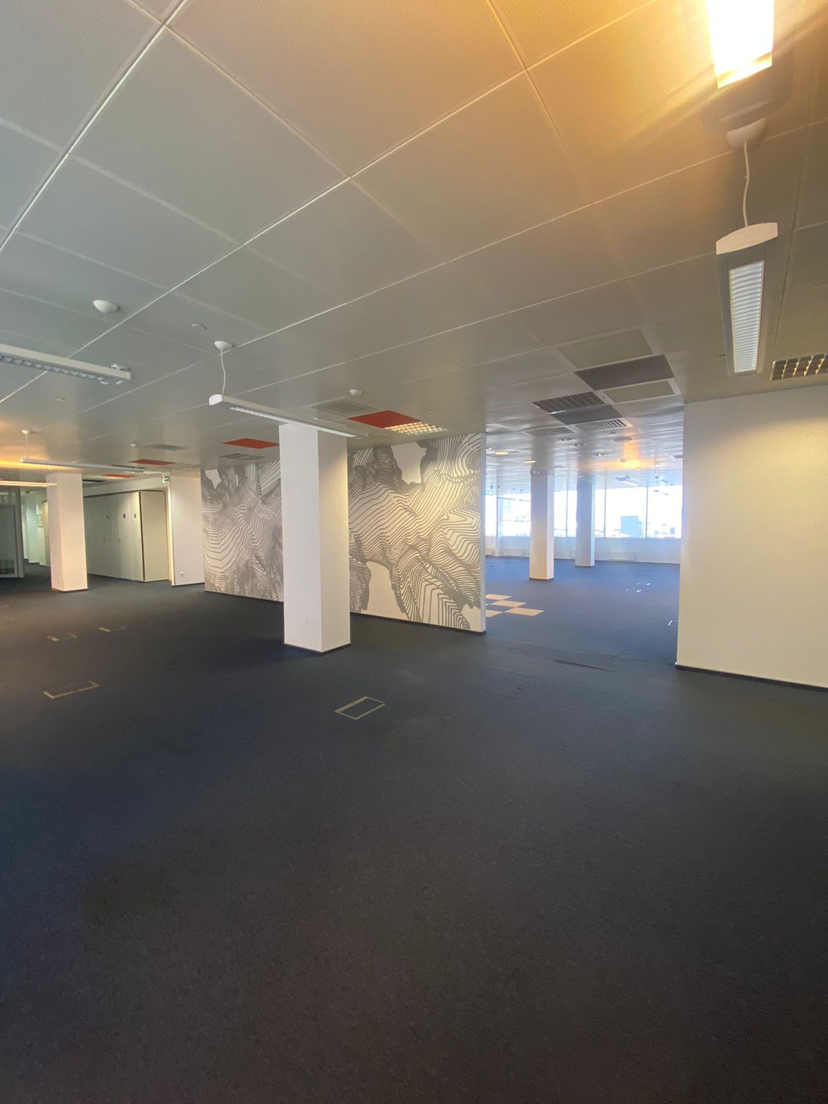 Аренда офиса 4330 м² БЦ White Stone