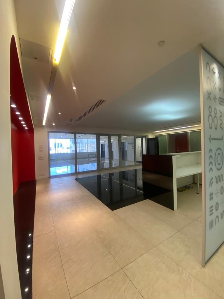 Аренда офиса 4330 м² БЦ White Stone