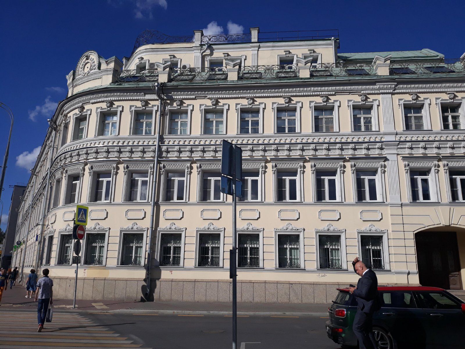 Аренда офиса 150 м² БЦ ПАЛАЦЦО НА ЦВЕТНОМ