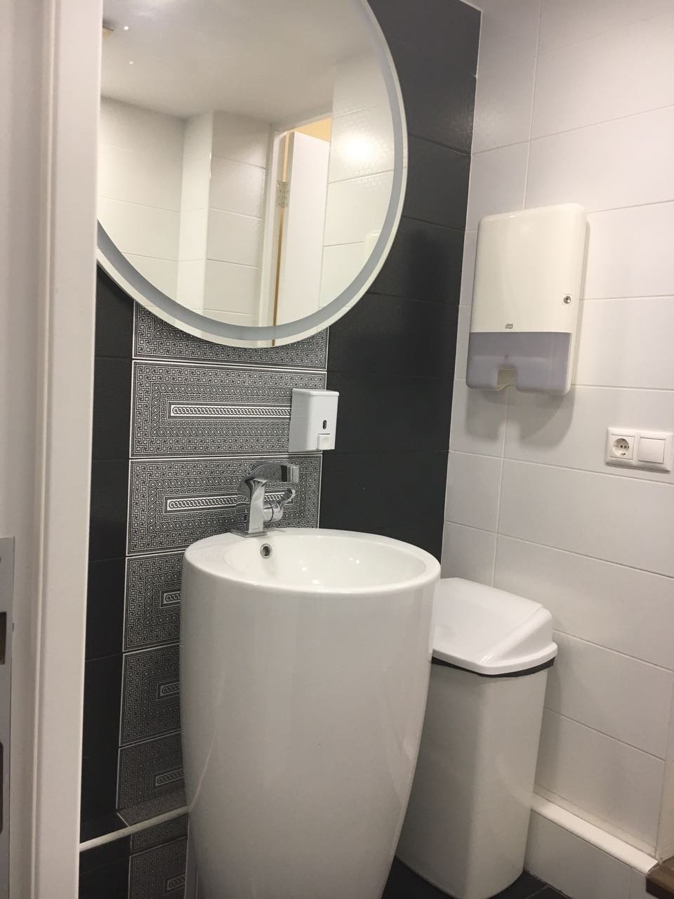 Аренда офиса 4220 м² БЦ КАДАШЕВСКИЙ