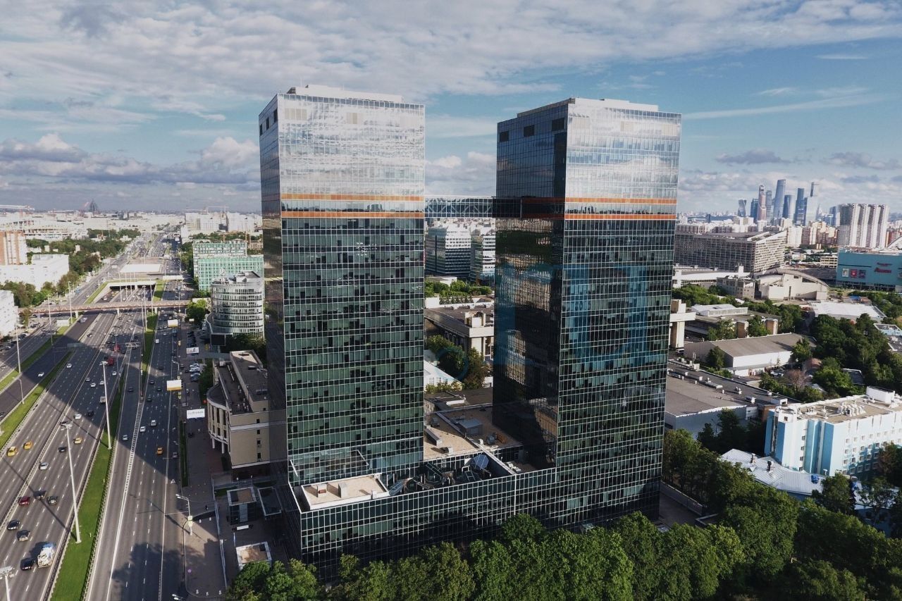 Аренда офиса 770 м² БЦ SkyLight Башня Б