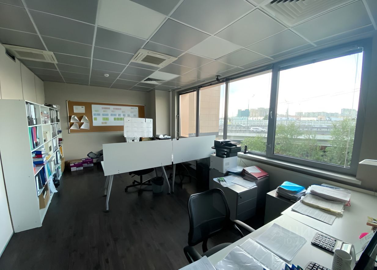 Аренда офиса 3070 м² БЦ Зорге 1