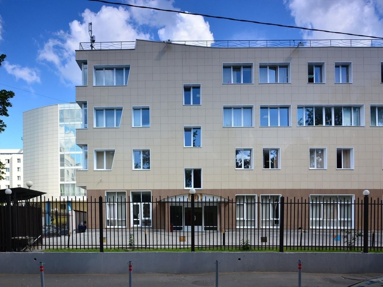 Аренда офиса 2030 м² БЦ ВЯТКА