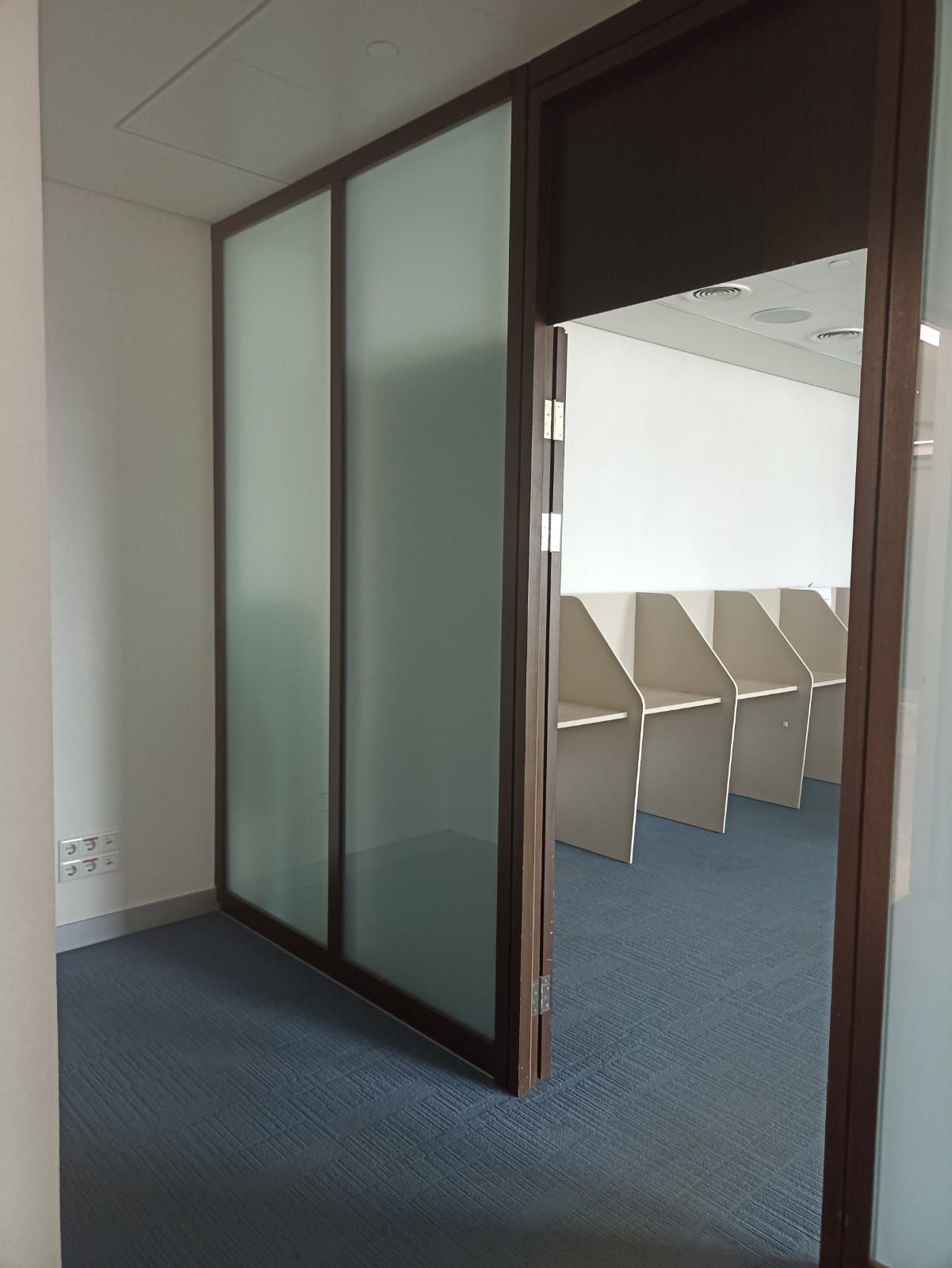 Аренда офиса 250 м² БЦ ВИКТОРИ ПЛАЗА