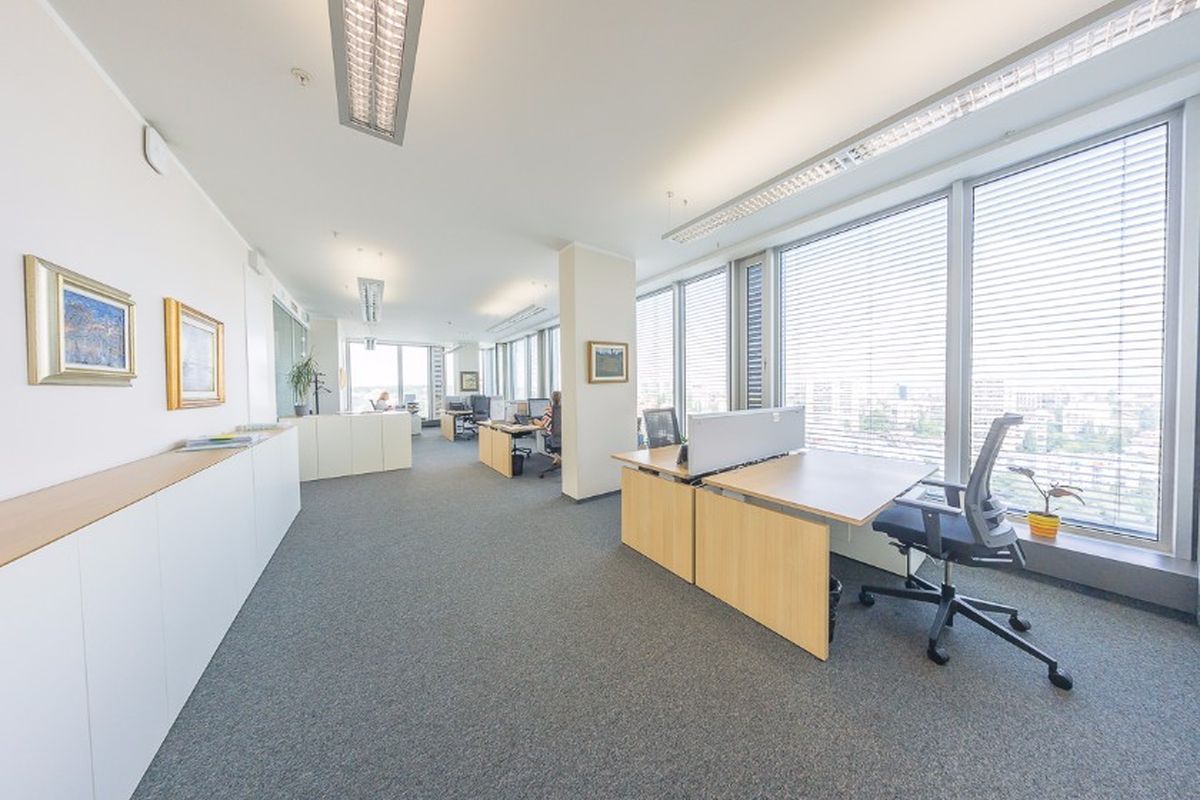 Аренда офиса 1130 м² БЦ СВЯТОГОР-4