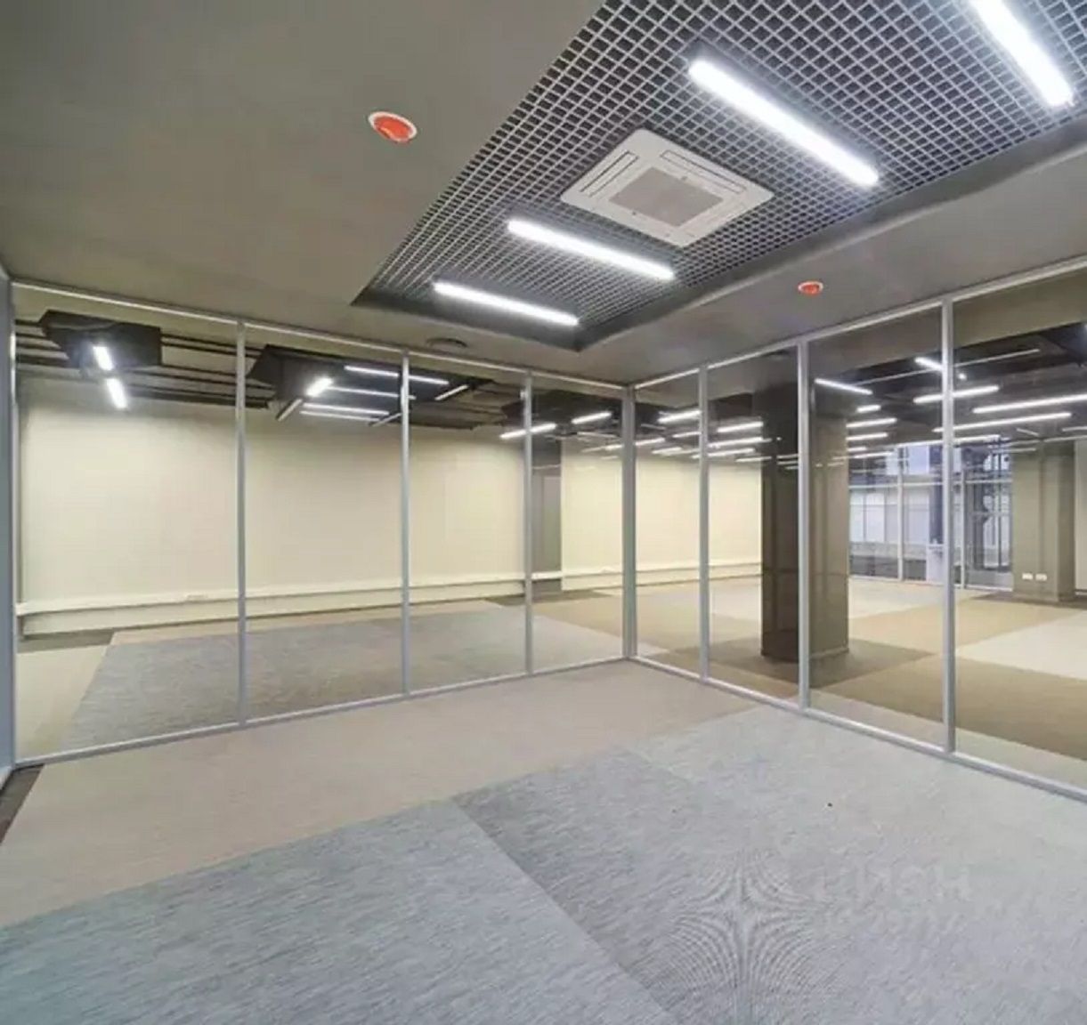 Аренда офиса 2240 м² БЦ Верейская плаза III