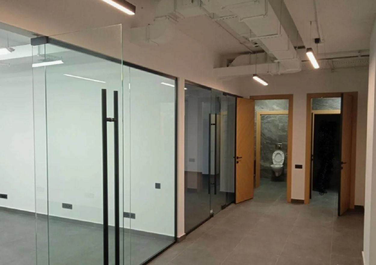 Аренда офиса 1210 м² БЦ 