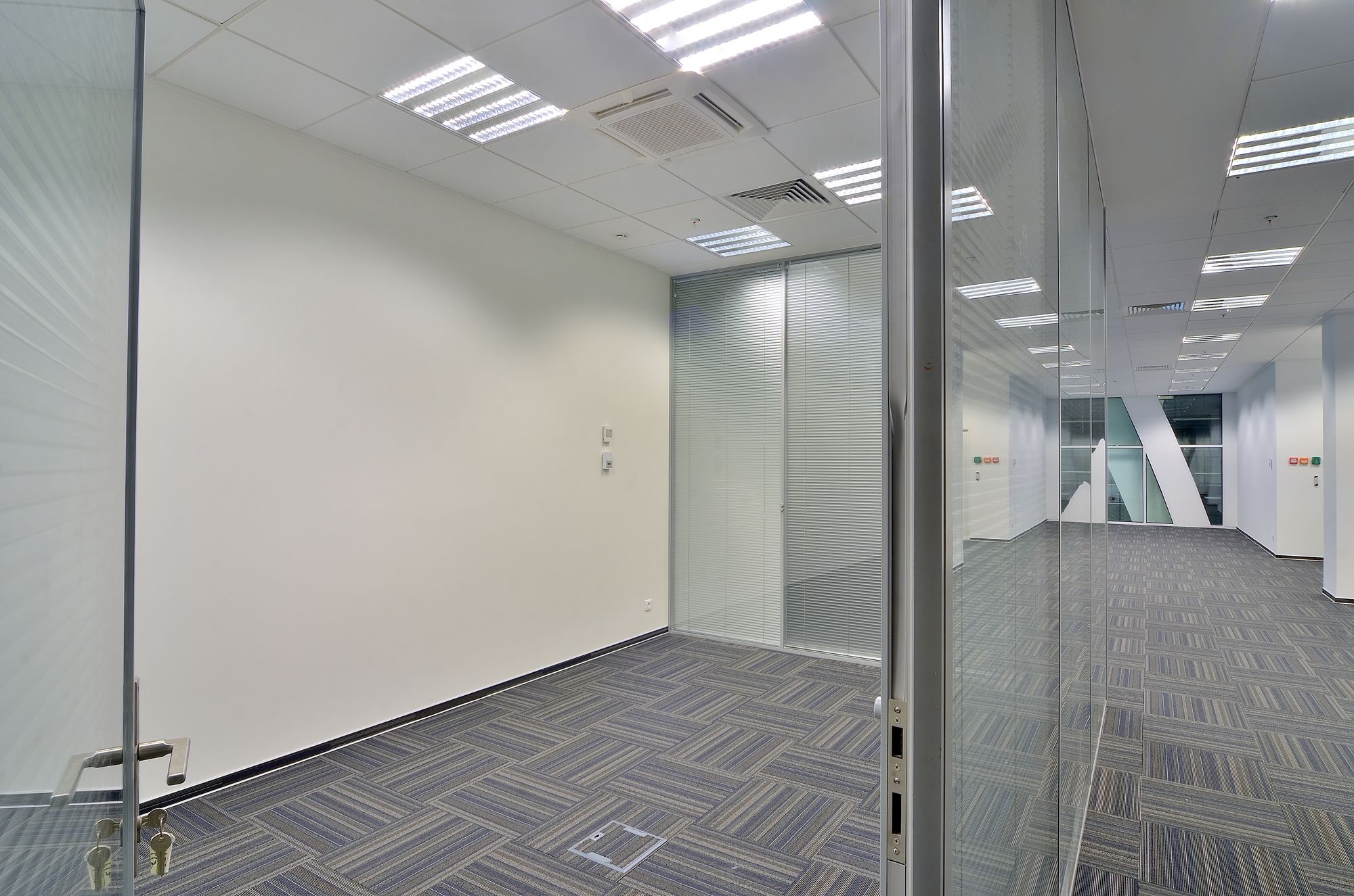 Аренда офиса 702 м² БЦ Амальтея Сколково