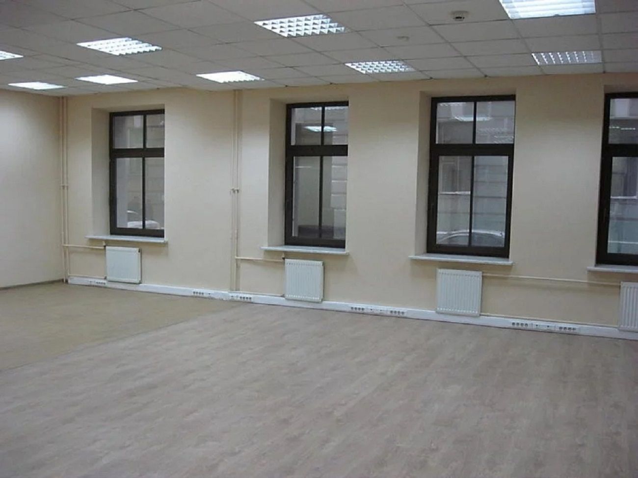 Аренда офиса 1467 м² БЦ 
