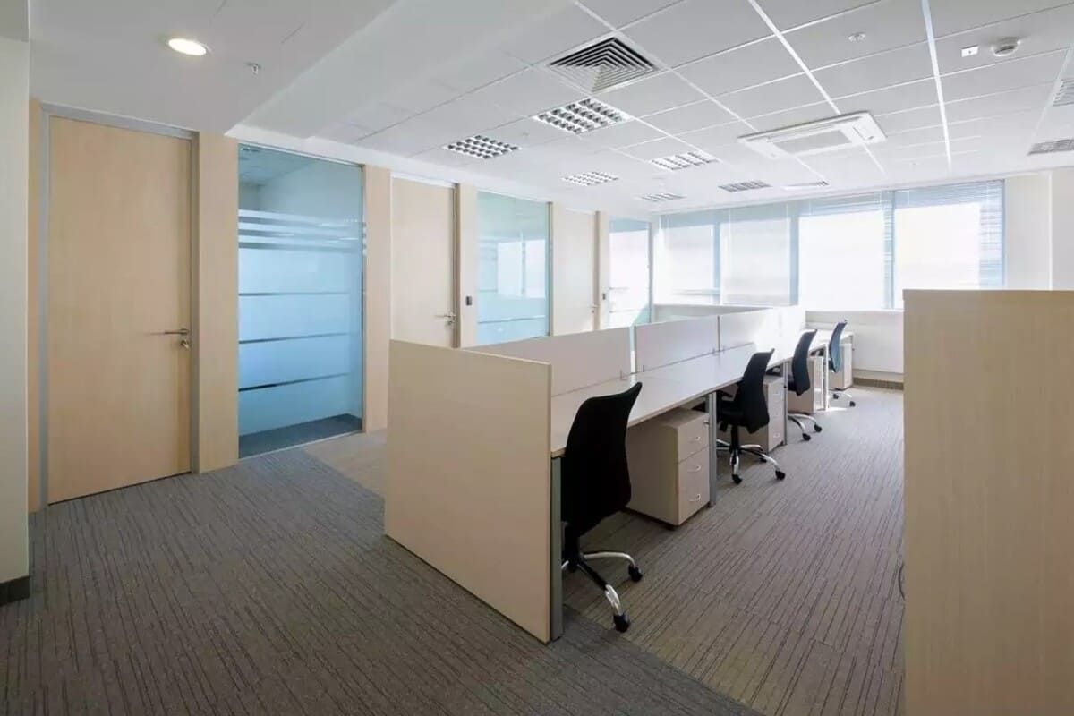 Аренда офиса 2415 м² БЦ ЛУЧ
