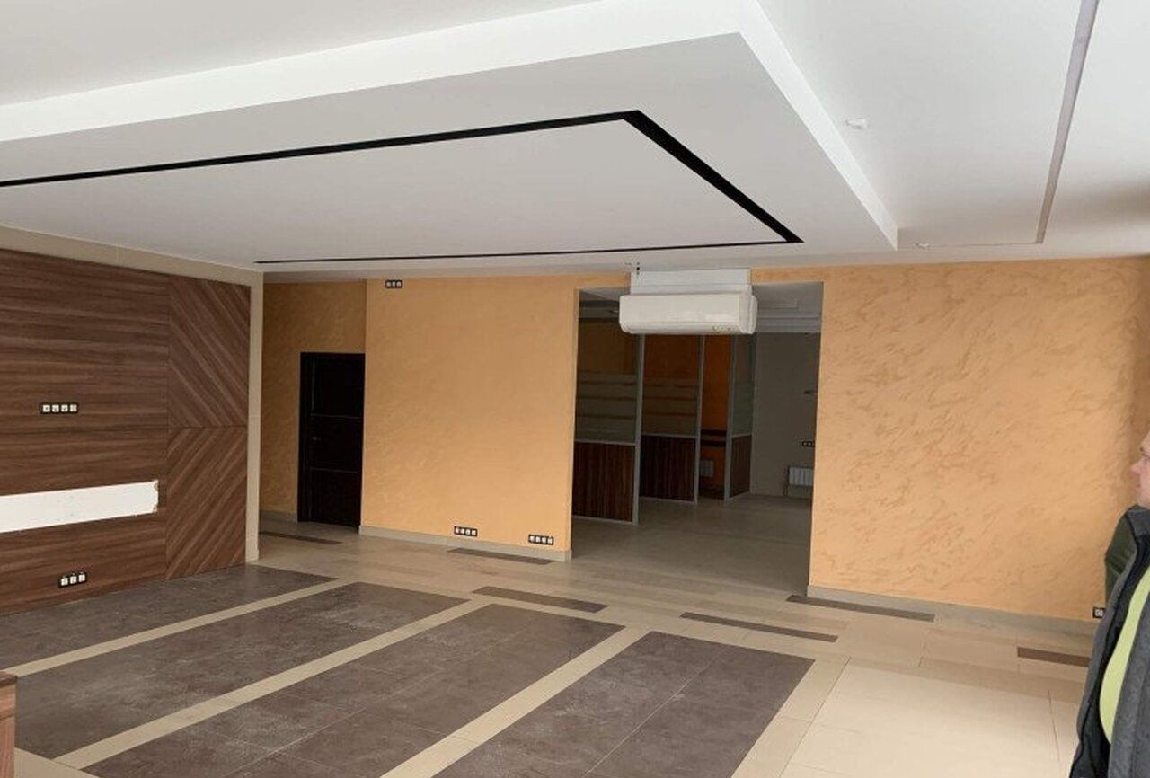 Аренда офиса 1420 м² БЦ ЖК Поколение