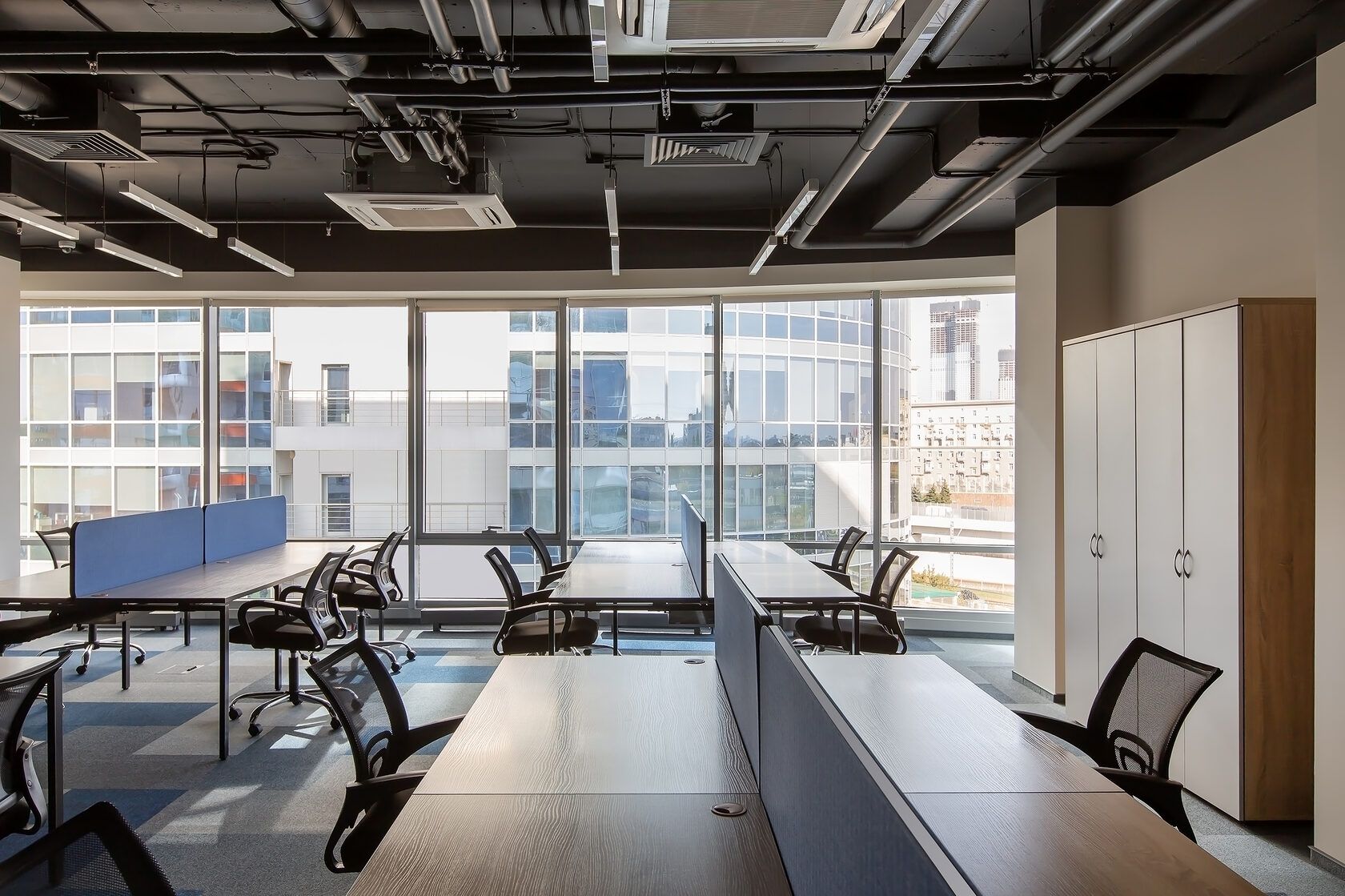 Аренда офиса 1025 м² БЦ Poklonka Place