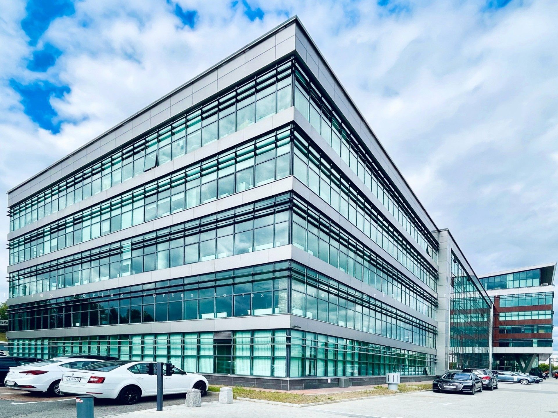 Аренда офиса 1415 м² БЦ Виктори Парк Плаза 