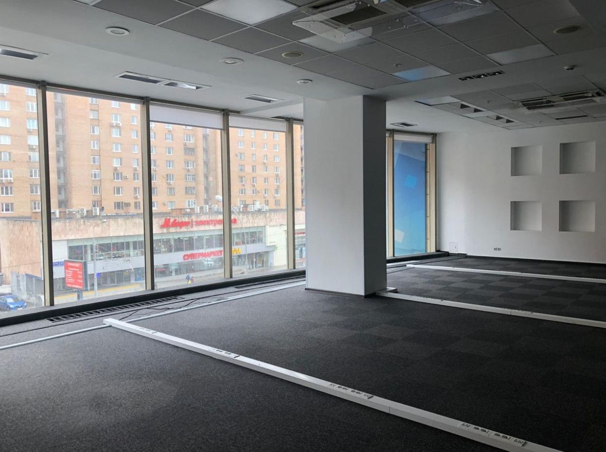 Аренда офиса 1215 м² БЦ Сибирь 