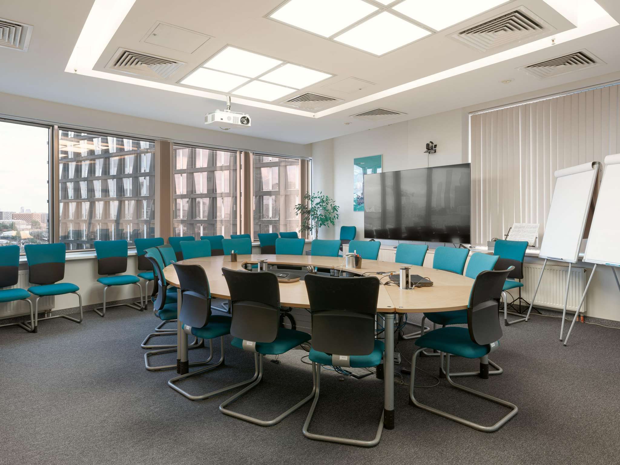 Аренда офиса 4558 м² БЦ СЕВЕРНОЕ СИЯНИЕ