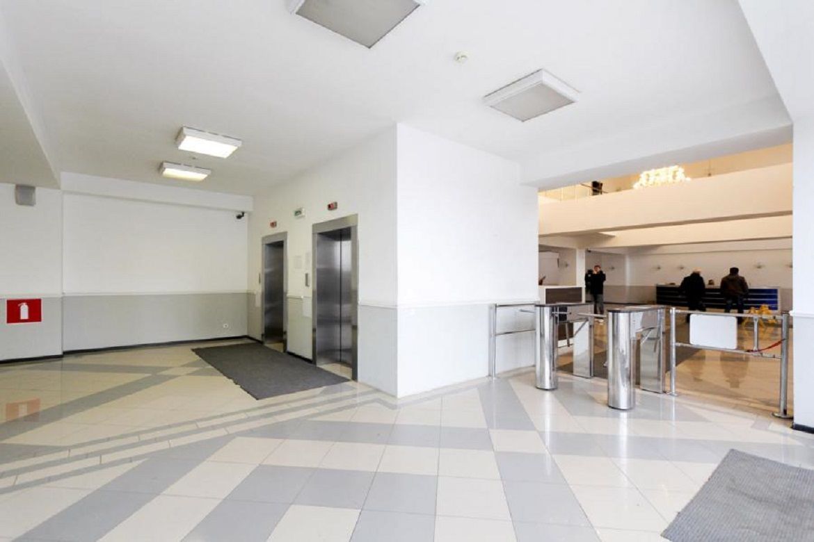 Аренда офиса 15291 м² БЦ Озерный
