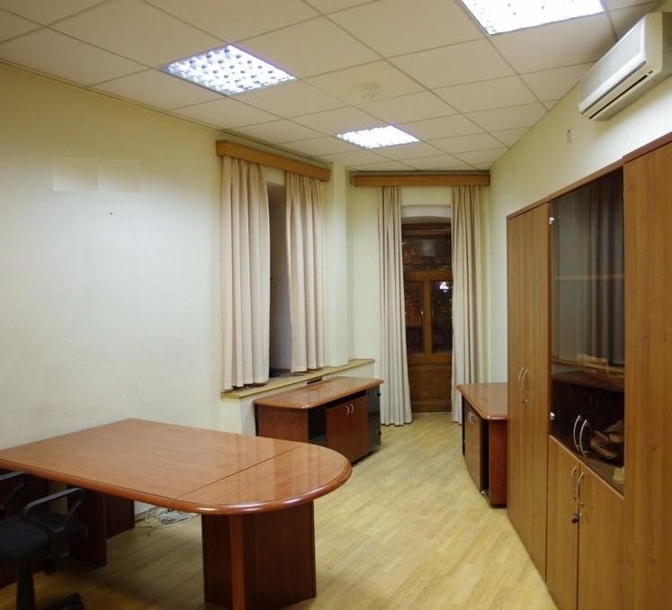 Аренда офиса 3320 м² БЦ 
