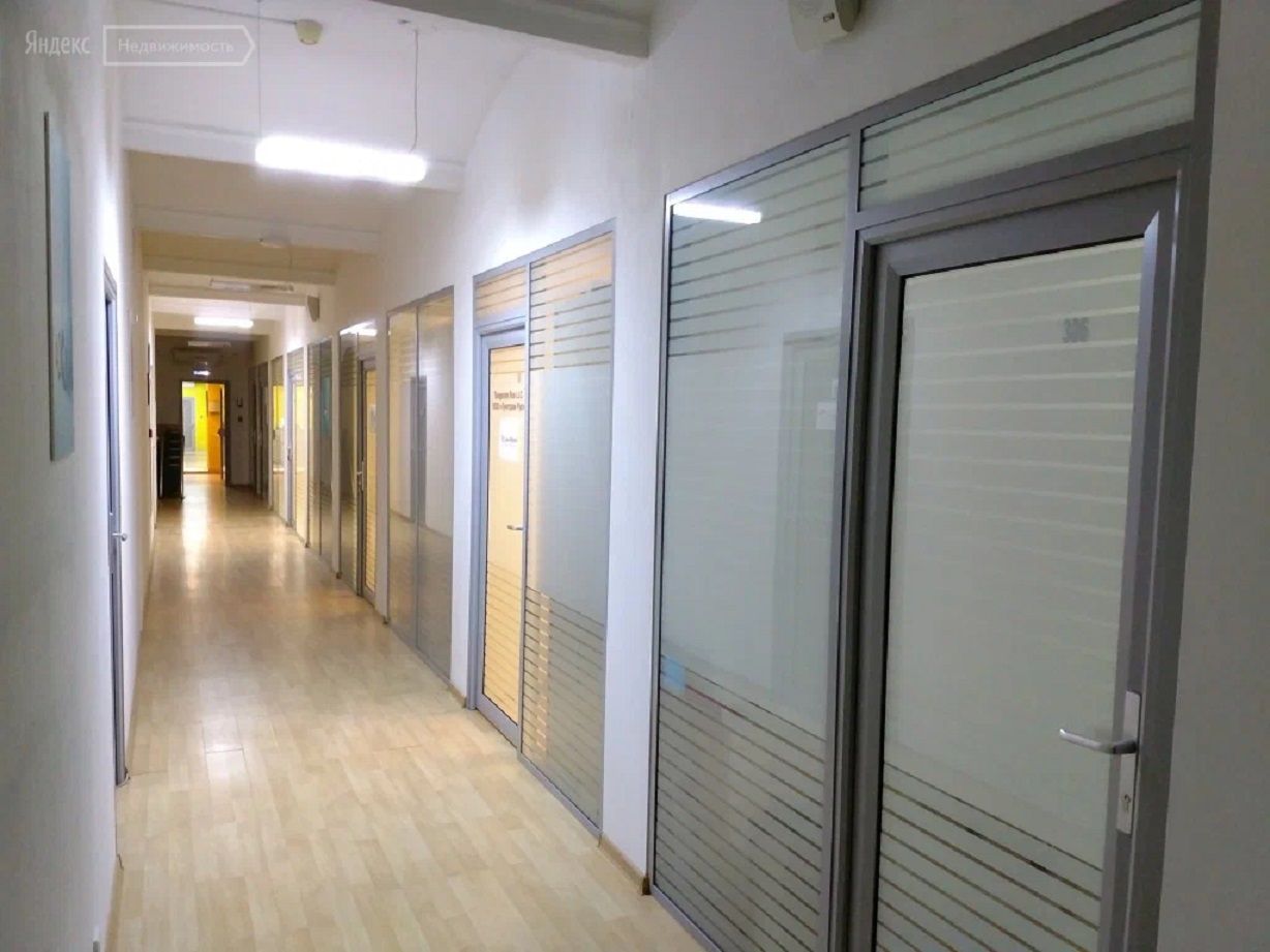 Аренда офиса 302 м² БЦ 