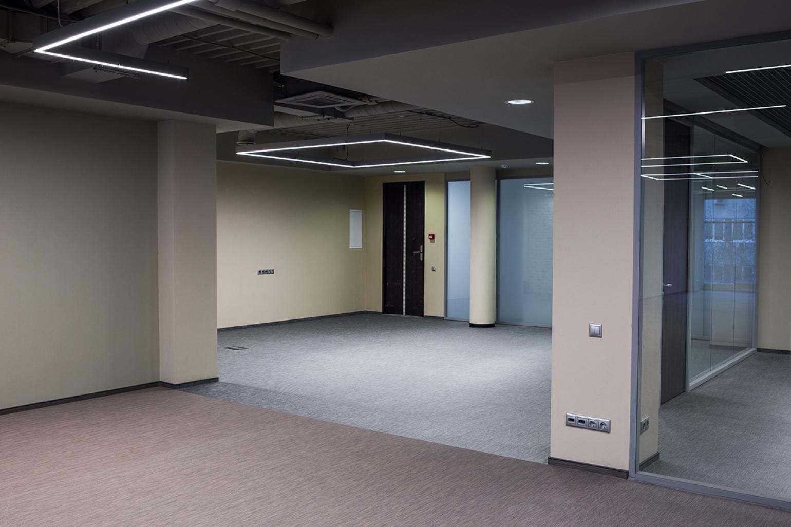 Аренда офиса 23300 м² БЦ Якорь