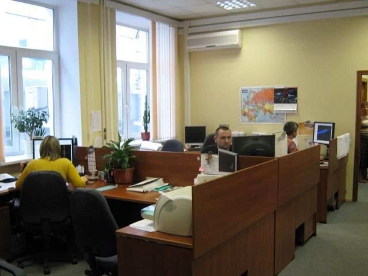 Аренда офиса 1207 м² БЦ 