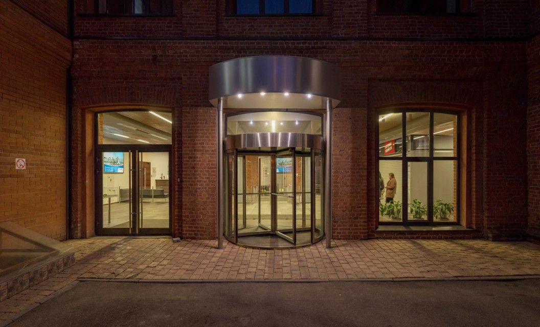 Аренда офиса 862 м² БЦ БУРЕВЕСТНИК